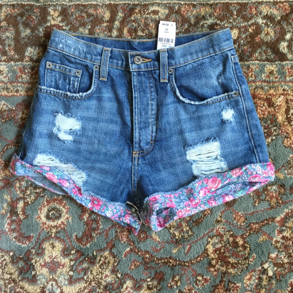$192 LF distressed floral cuffed denim shorts